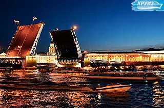 Фото | Развод мостов на теплоходе